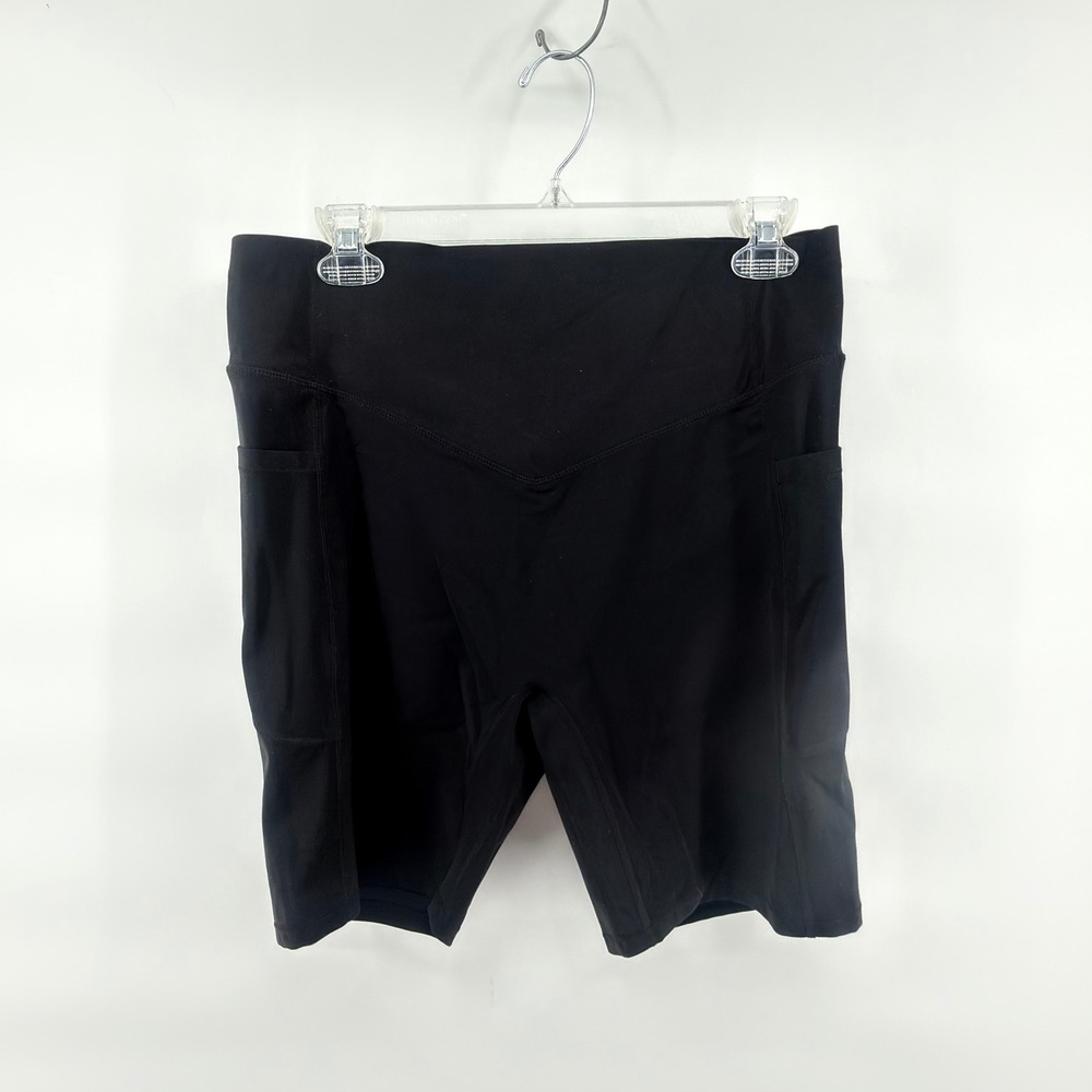 Halara UltraSculpt Biker Shorts XL NWT Black‎ Crossover Ruched Butt Lift Pockets